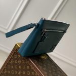 ルイヴィトンスーパーコピー テイクオフポーチ バック M82813