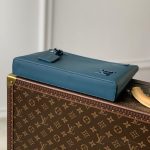 ルイヴィトンスーパーコピー テイクオフポーチ バック M82813