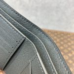 ルイヴィトンスーパーコピー ポルトフォイユ・ミュルティプル M30843