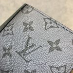 ルイヴィトンスーパーコピー ポルトフォイユ・ミュルティプル M30843