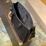 ルイヴィトンスーパーコピー トートバッグ タイガ・レザー M30811