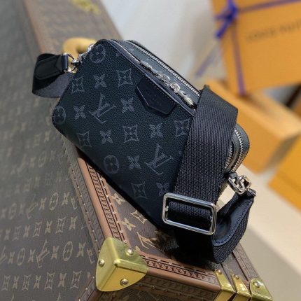 ルイヴィトン コピー アルファ ウエアラブル メンズ ボディバッグM80741