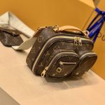 ルイヴィトンコピー モノグラム エクリプス ミニ・ソフトトランク M44735