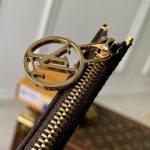 ルイヴィトンスーパーコピー ポルト カルト・ロミー カードケース M81882 ルイヴィトンスーパーコピー ポルト カルト・ロミー カードケース M81882