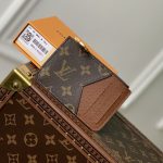 ルイヴィトンスーパーコピー カードケース ポルト カルト・ロミー M81880