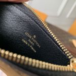 ルイヴィトンスーパーコピー フラグメントケース ポルトカルトロミー M81912