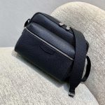 ルイヴィトン コピー タイガ アウトドア メッセンジャー PM M33435
