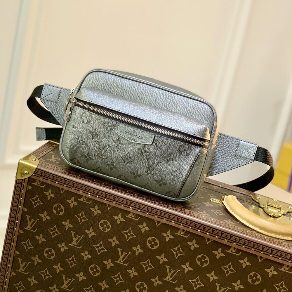 ルイヴィトン スーパーコピー タイガラマ エクリプス バムバッグ M30245 ルイヴィトン スーパーコピー タイガラマ エクリプス バムバッグ M30245