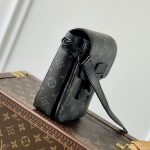 ルイヴィトン コピー Sロック ヴェルティカル・ウェアラブル ウォレット M82252 ルイヴィトン コピー Sロック ヴェルティカル・ウェアラブル ウォレット M82252
