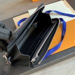 ルイヴィトン コピー ダミエ グラフィット L字ファスナー長財布 M60379 ルイヴィトン コピー ダミエ グラフィット L字ファスナー長財布 M60379