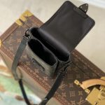 ルイヴィトン コピー Sロック ヴェルティカル・ウェアラブル ウォレット M82252 ルイヴィトン コピー Sロック ヴェルティカル・ウェアラブル ウォレット M82252