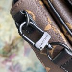 ルイヴィトン コピー ヴェルティカル・ウェアラブル ウォレット M81522 ルイヴィトン コピー ヴェルティカル・ウェアラブル ウォレット M81522