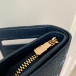 ルイヴィトン コピー 二つ折り財布 モノグラム M82329 ルイヴィトン コピー 二つ折り財布 モノグラム M82329