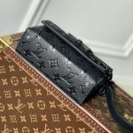 ルイヴィトンコピー スティーマー・ウエアラブル ウォレット M81746 ルイヴィトンコピー スティーマー・ウエアラブル ウォレット M81746