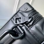 ルイヴィトンコピー ミニ・ソフトトランク ショー パフィ・ダミエ M81611 ルイヴィトンコピー ミニ・ソフトトランク ショー パフィ・ダミエ M81611