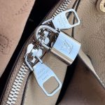ルイヴィトン コピー マヒナ・レザー ムリア バッグ M55799 ルイヴィトン コピー マヒナ・レザー ムリア バッグ M55799