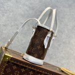 ルイヴィトン コピー ナノバケットバッグ レザー M81489 ルイヴィトン コピー ナノバケットバッグ レザー M81489