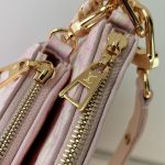 ルイヴィトン コピー ミュルティ・ポシェット・アクセソワール M46093