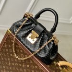 ルイヴィトンコピー ナノグラム モノグラムクラッチ M22326 ルイヴィトンコピー ナノグラム モノグラムクラッチ M22326