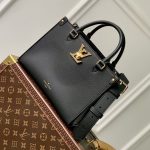 ルイヴィトンスーパーコピー ロック&ゴー バッグ M22311 ルイヴィトンスーパーコピー ロック&ゴー バッグ M22311