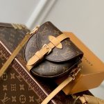 ルイヴィトン コピー ミクロ・シャンティイ ショルダーバッグ M46643 ルイヴィトン コピー ミクロ・シャンティイ ショルダーバッグ M46643
