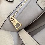 ルイヴィトン オンザゴー PM トートバッグ コピー M46569 ルイヴィトン オンザゴー PM トートバッグ コピー M46569