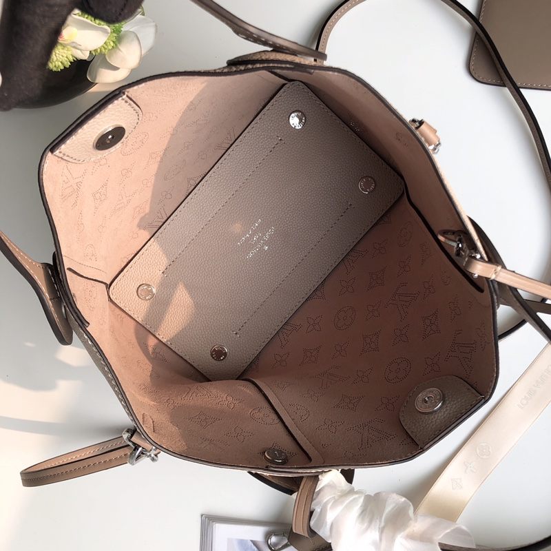 217 (8)