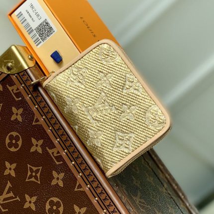 ヴィトンコピー トリヨン モノグラム ポルトフォイユ ミュルティプル M82562