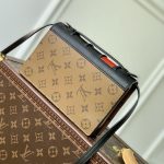 ルイヴィトン コピー LV ブック・ウォレット オン チェーン M81830 ルイヴィトン コピー LV ブック・ウォレット オン チェーン M81830