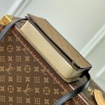 ルイヴィトン コピー LV ブック・ウォレット オン チェーン M81830 ルイヴィトン コピー LV ブック・ウォレット オン チェーン M81830