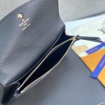 ルイヴィトンコピー レディース ラウンドファスナー長財布 M83138 ルイヴィトンコピー レディース ラウンドファスナー長財布 M83138