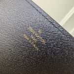 ルイヴィトン コピー LV ブック・ウォレット オン チェーン M81830 ルイヴィトン コピー LV ブック・ウォレット オン チェーン M81830