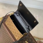 ルイヴィトン コピー LV ブック・ウォレット オン チェーン M81830 ルイヴィトン コピー LV ブック・ウォレット オン チェーン M81830