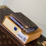 ルイヴィトンコピー ポルトフォイユ・リサ 折りたたみ財布 4色 M82382 ルイヴィトンコピー ポルトフォイユ・リサ 折りたたみ財布 4色 M82382
