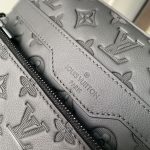 ルイヴィトンコピートリオメッセンジャーバッグ オールブラック M46602 ルイヴィトンコピートリオメッセンジャーバッグ オールブラック M46602
