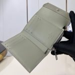 ヴィトンコピー ポルトフォイュ パイロット コンパクトウォレット M82410