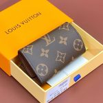 ルイヴィトン スーパーコピー ミュルティクレ 6 キーケース M62630