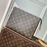 ルイヴィトンコピー アクセサリーポーチ クラッチバッグ M47543