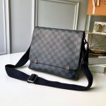 ルイ ヴィトン ディストリクト ショルダーバッグ コピー N41028 ルイ ヴィトン ディストリクト ショルダーバッグ コピー N41028