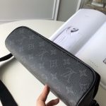 ルイヴィトン コピー モノグラム エクリプス ディストリクトPM M44000 ルイヴィトン コピー モノグラム エクリプス ディストリクトPM M44000