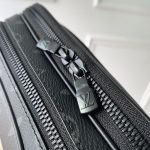 ルイヴィトンコピー アルファ・ウェアラブルウォレット NV M82542 ルイヴィトンコピー アルファ・ウェアラブルウォレット NV M82542