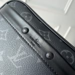 ルイヴィトンコピー アルファ・ウェアラブルウォレット NV M82542 ルイヴィトンコピー アルファ・ウェアラブルウォレット NV M82542