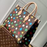 ルイヴィトンスーパーコピー レア LV × YK オンザゴー MM M46379