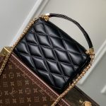 ルイヴィトン スーパーコピー LV ツイストロック M22891 ルイヴィトン スーパーコピー LV ツイストロック M22891