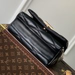 ルイヴィトン スーパーコピー LV ツイストロック M22891 ルイヴィトン スーパーコピー LV ツイストロック M22891