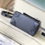 ルイヴィトンスーパーコピー モノグラム エクリプス ナノ・スチーマー M82774