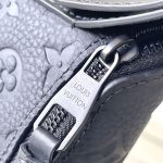 ルイヴィトンスーパーコピー レア LV ムーンクロスボディ M23835