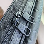 ルイヴィトン スーパーコピー スチーマーメッセンジャーバッグ  M23742